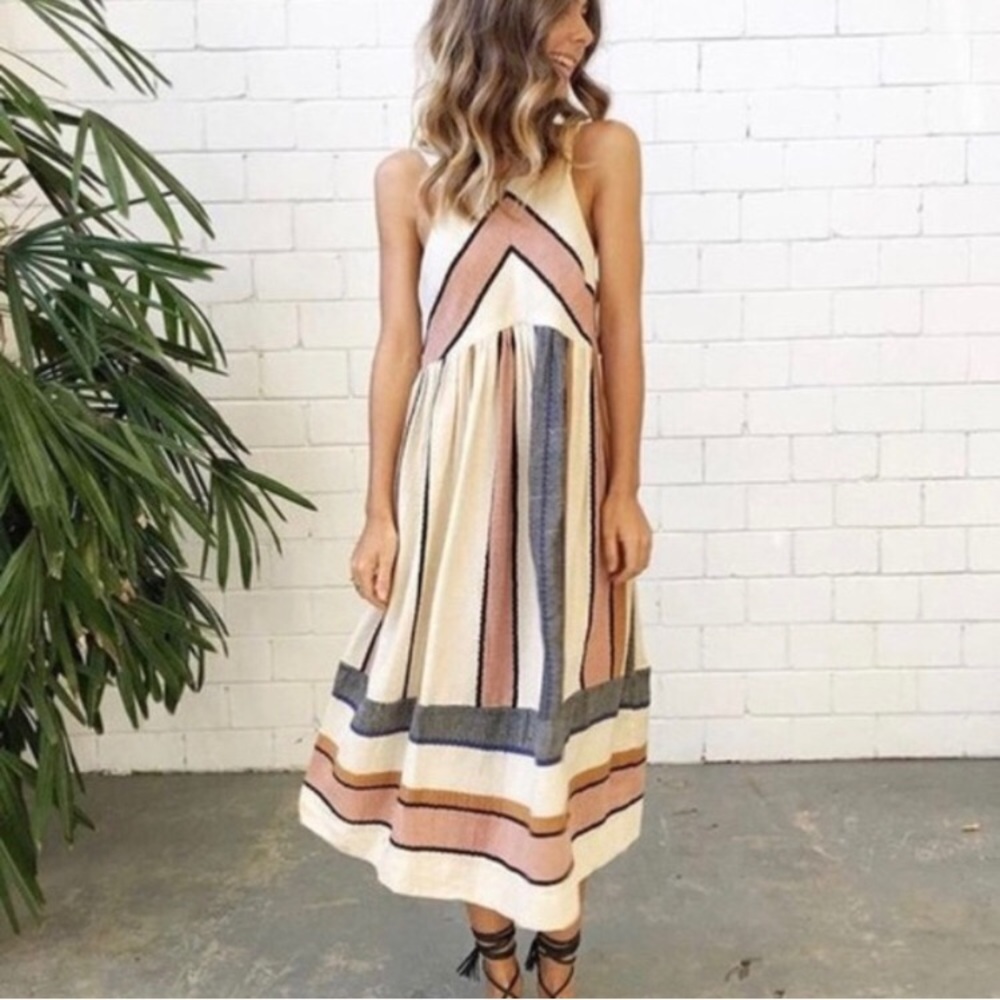 SOLD - NEW Cadertanerary Dress